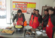 摆摊小吃的做法100种,100款摆摊小吃制作攻略