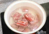 家庭版红烧牛肉的做法,香浓滋味，简单易学，家庭必备经典菜谱