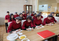 西餐师培训学校,开启美食职业新篇章
