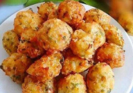 炸萝卜丸子,金黄酥脆炸萝卜丸子制作攻略